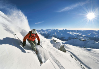 Mountain way Strelapass