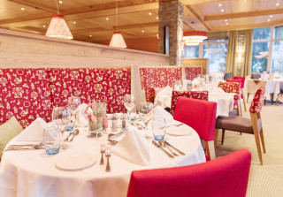 Restaurant Sunstar Hotel Davos 002 s