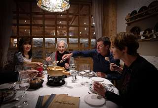 Sunstar Hotel Davos Restaurant Buurestube S